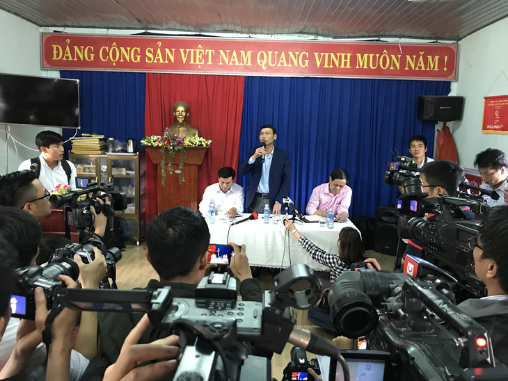Lãnh đạo Đà Nẵng đối thoại với dân về 2 nhà máy thép - Ảnh 2.