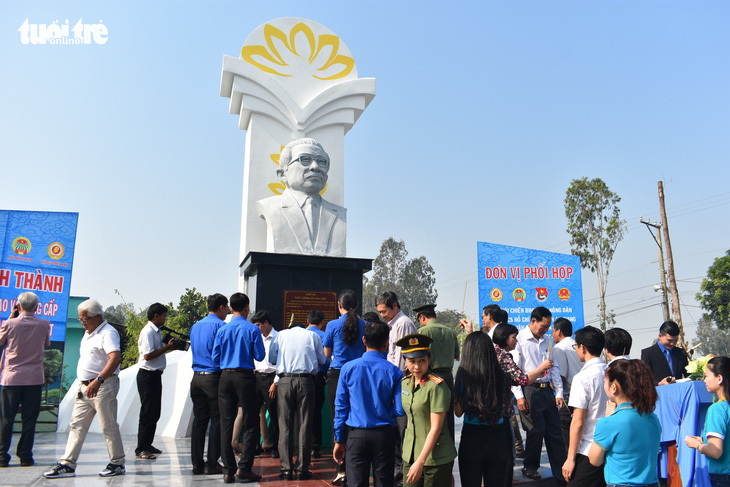Khánh thành Công viên văn hóa cố Thủ tướng Võ Văn Kiệt - Ảnh 2.