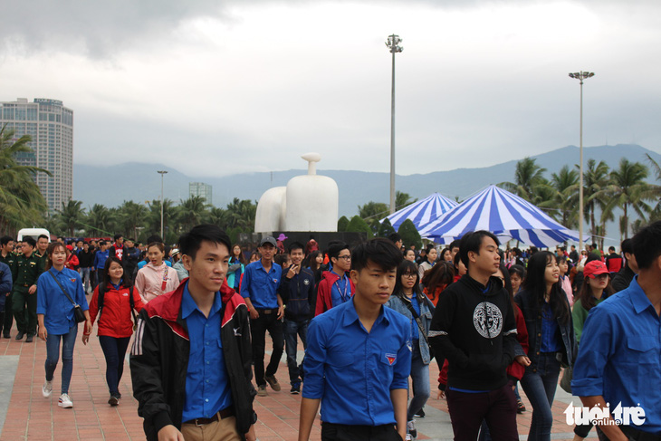 Phát động Năm an toàn giao thông 2018 - Ảnh 7.