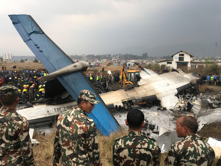 Máy bay rơi tại Nepal, ít nhất 50 người thiệt mạng - Ảnh 3.