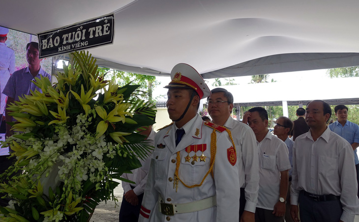 Ông Sáu Khải gần gũi, thân thương trong lòng người ở lại - Ảnh 4.