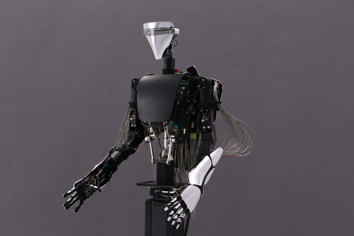 Xem robot Nhật bắt chước người oẳn tù tì - Ảnh 2.