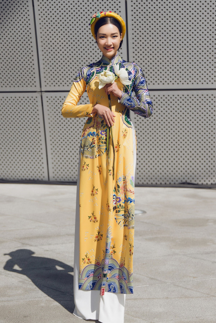 Nàng thơ xứ Huế tỏa sáng cùng áo dài ở Seoul Fashion Week - Ảnh 5.