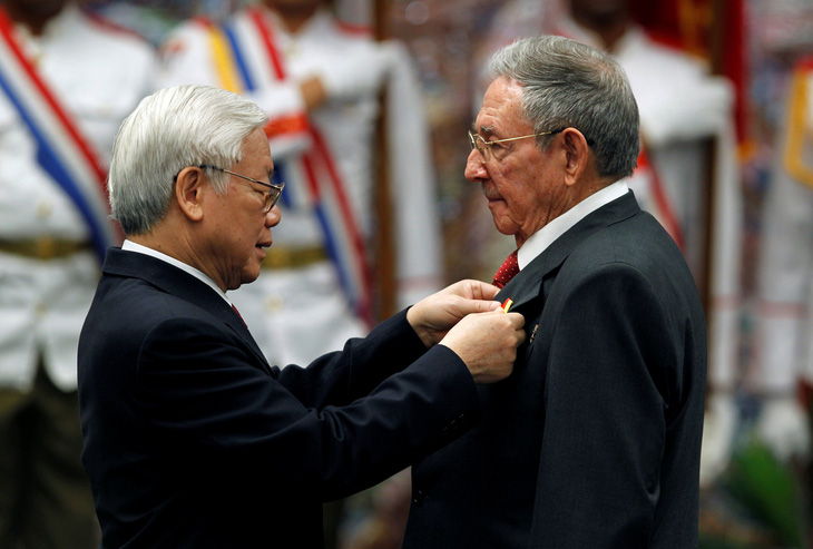 Chủ tịch Cuba Raul Castro đón, hội đàm với Tổng Bí thư Nguyễn Phú Trọng - Ảnh 3.