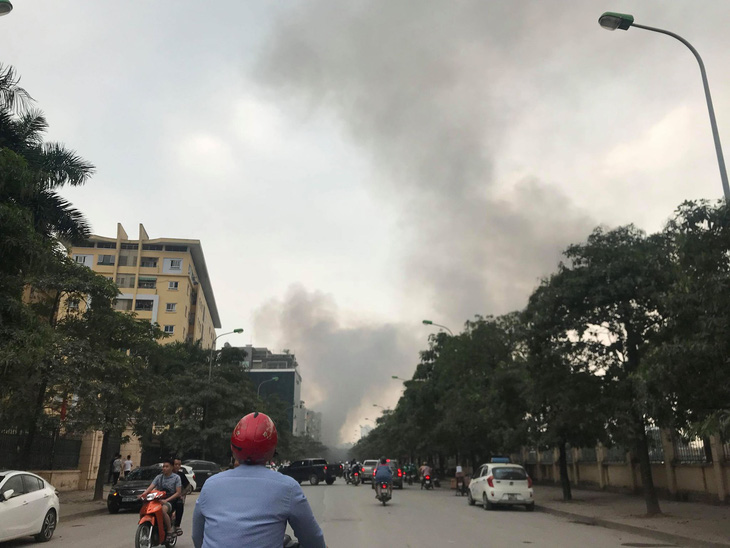 Cháy lớn tại chợ Quang ở xã Thanh Liệt, Hà Nội - Ảnh 8.