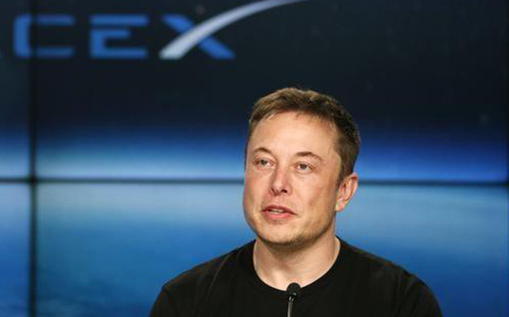 Tăng hơn 100 tỉ USD một năm, Elon Musk vượt Bill Gates trong danh sách tỉ phú