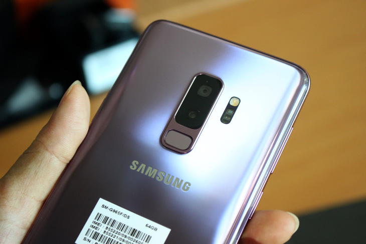 Khui hộp smartphone Samsung Galaxy S9+ - Ảnh 3.