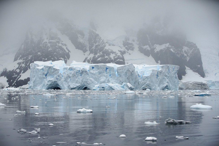 Ngắm vẻ đẹp băng giá và chim cánh cụt ở Nam cực - Ảnh 13.