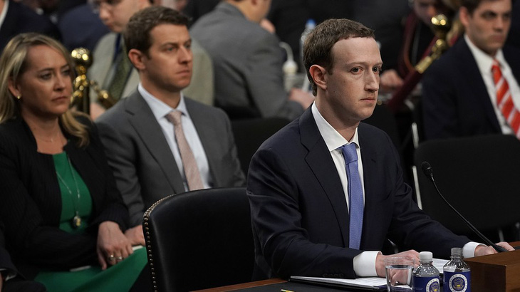 Mark Zuckerberg để ngỏ khả năng dùng Facebook có phí - Ảnh 1.