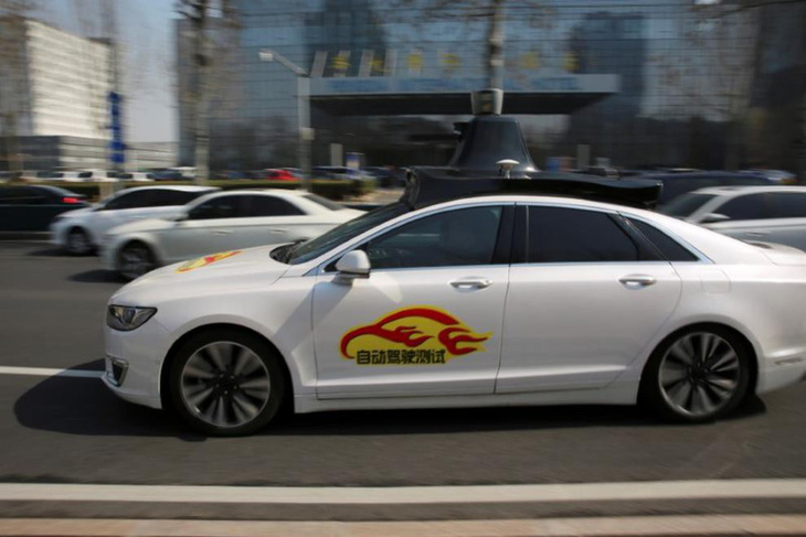Trung Quốc đặt ra luật lệ cho việc thử nghiệm xe tự lái - Ảnh 1.