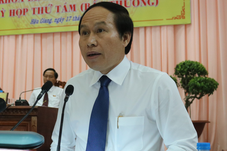 Ông Lê Tiến Châu giữ chức chủ tịch tỉnh Hậu Giang - Ảnh 1.