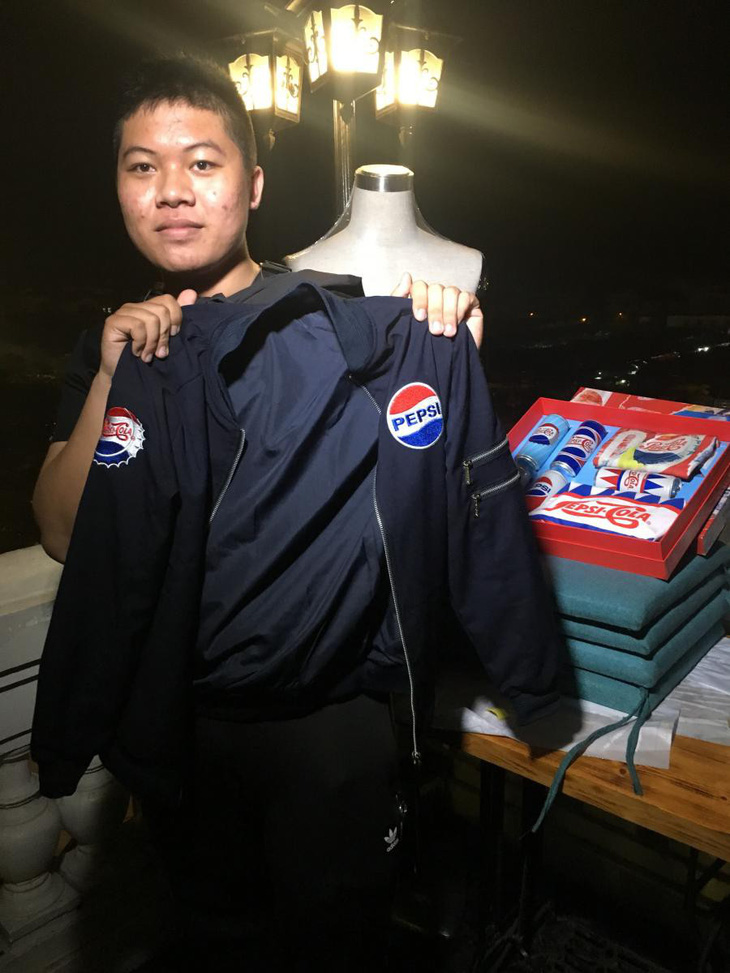 “Lật tung” cả Hà Nội vì hộp quà chất Pepsi - Ảnh 13.