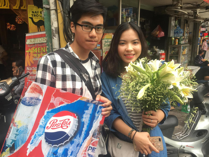 “Lật tung” cả Hà Nội vì hộp quà chất Pepsi - Ảnh 3.