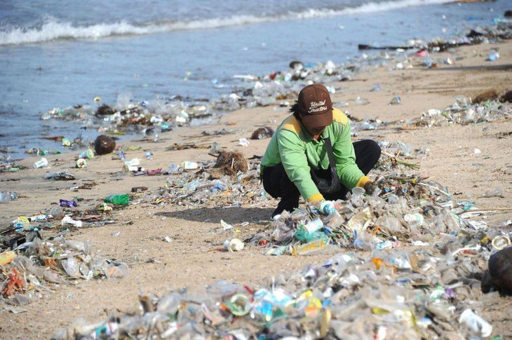 Việt Nam nằm trong 5 nước thải rác nhựa xuống biển nhiều nhất thế giới - Ảnh 2.