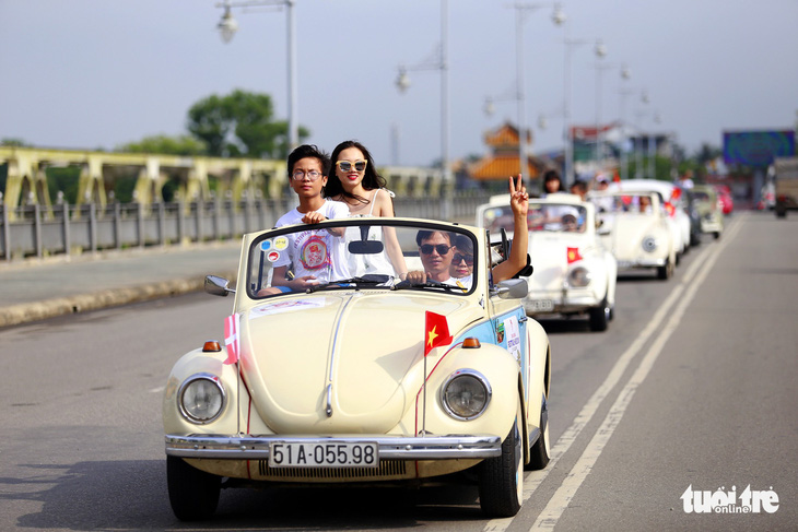 Mãn nhãn với đoàn xe cổ Volkswagen chào mừng Festival Huế 2018 - Ảnh 2.