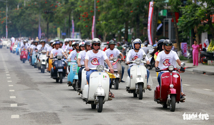 Mãn nhãn với đoàn xe cổ Volkswagen chào mừng Festival Huế 2018 - Ảnh 4.