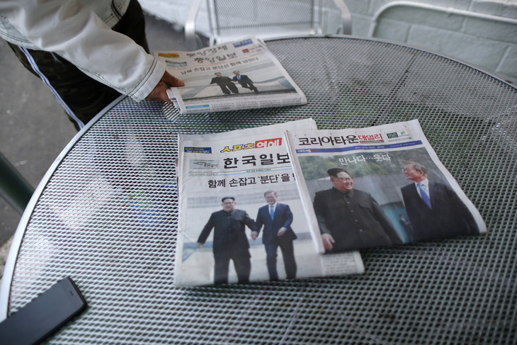 Báo đảng Triều Tiên ca ngợi sự táo bạo của ông Kim Jong Un - Ảnh 1.