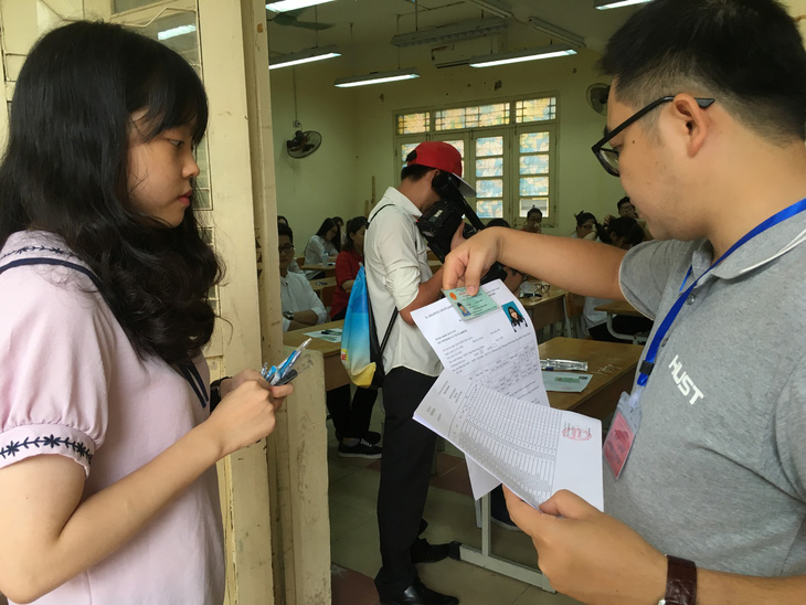 Gần 80.000 thí sinh Hà Nội dự thi THPT quốc gia năm 2018 - Ảnh 1.