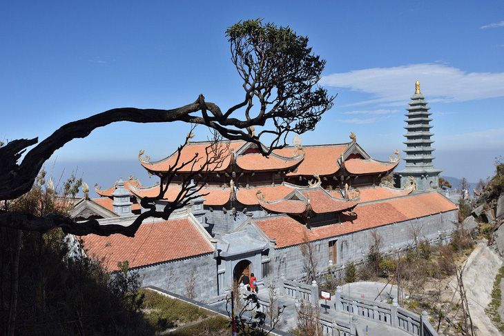 Cận cảnh những kiến trúc thời Trần được tái hiện trên đỉnh Fansipan - Ảnh 4.