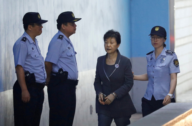 Bản án bà Park chặt đứt quan hệ quyền lực và tập đoàn - Ảnh 5.