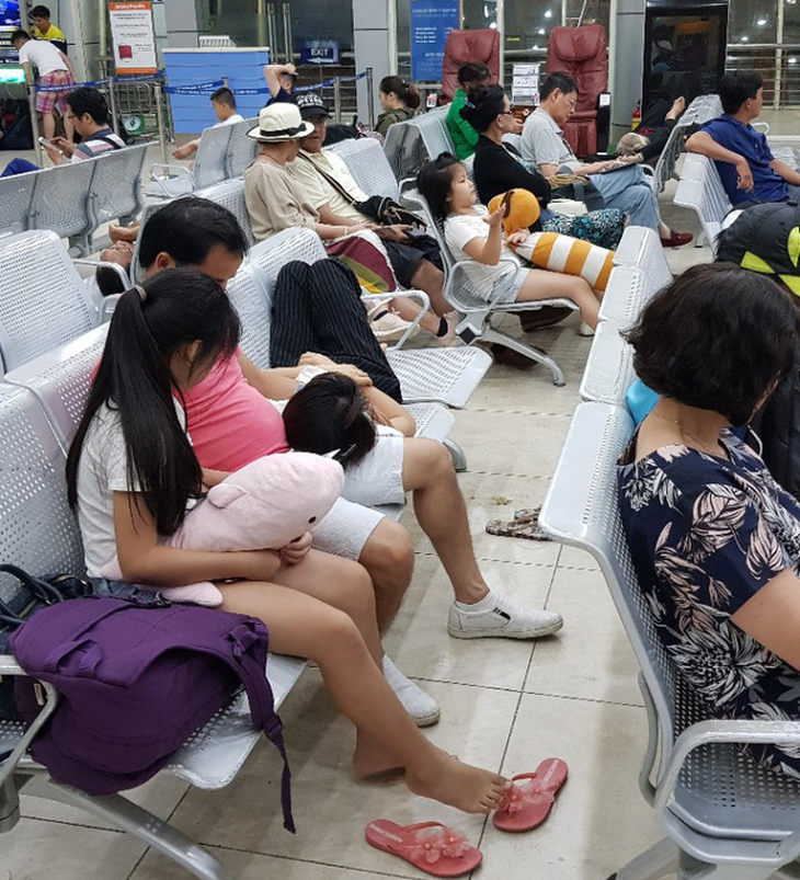 Hành khách bất bình vì Vietnam Airlines nhường ghế cho khách ưu tiên - Ảnh 5.