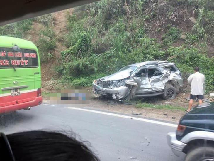Tai nạn liên hoàn trên đường Sơn La - Hà Nội, 1 người chết - Ảnh 3.