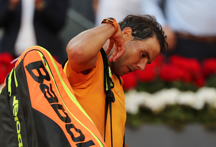 Thua Dominic Thiem, Nadal mất luôn ngôi số 1 thế giới - Ảnh 1.