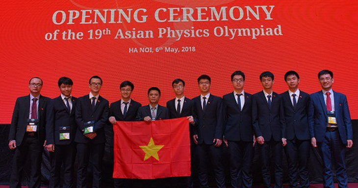 Việt Nam giành 4 HCV tại Olympic Vật lý châu Á năm 2018 - Ảnh 1.