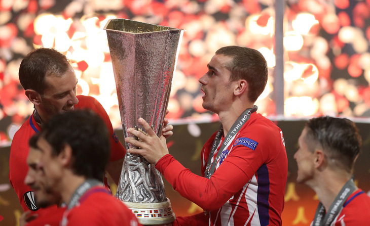 Atletico Madrid ăn mừng chức vô địch Europa League - Ảnh 4.