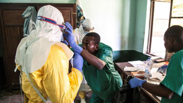 WHO lo ngại nguy cơ tái bùng phát dịch Ebola ở châu Phi - Ảnh 1.