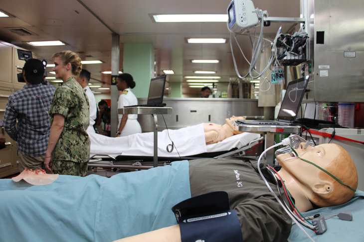 Siêu bệnh viện USNS Mercy của Hải quân Mỹ đến Nha Trang - Ảnh 29.