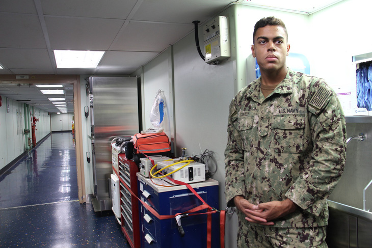 Siêu bệnh viện USNS Mercy của Hải quân Mỹ đến Nha Trang - Ảnh 13.