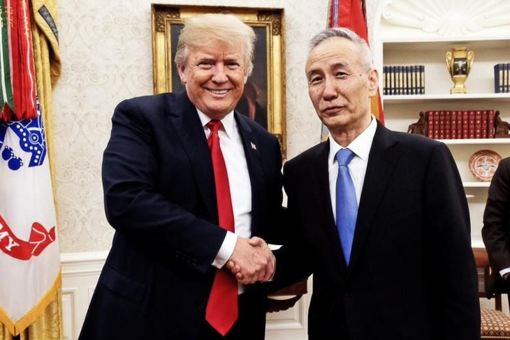 Ông Trump bào chữa sau khi bị chê mềm mỏng với Trung Quốc - Ảnh 1.