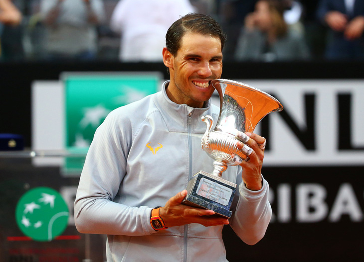 Được trời giúp sức, Nadal vô địch Italian Open - Ảnh 1.