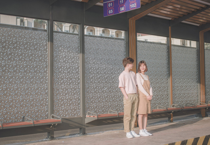 Trạm xe buýt Bến Thành: địa điểm ‘sống ảo’ đẹp như phim Hàn - Ảnh 9.
