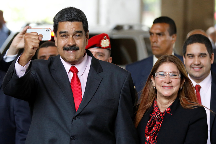 Đáp trả trừng phạt, Venezuela trục xuất đặc sứ Mỹ - Ảnh 1.