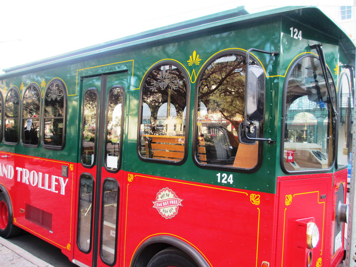 Rong ruổi khắp nước Mỹ bằng xe Trolley - Ảnh 5.