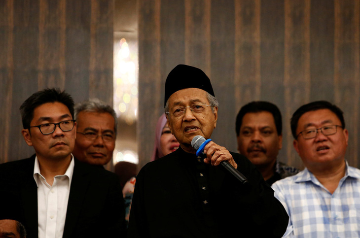 Thủ tướng Malaysia hủy nhiều dự án bị đội giá quá cao - Ảnh 1.