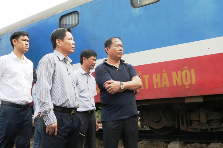 Hai tàu hàng tông nhau: Sự yếu kém toàn diện của đội ngũ! - Ảnh 1.