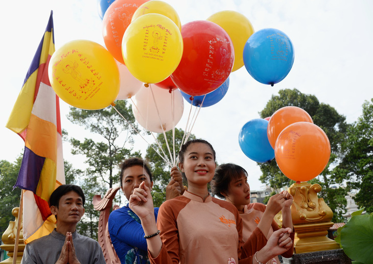 Hàng nghìn người dự Đại lễ Phật đản tại Việt Nam Quốc tự - Ảnh 8.