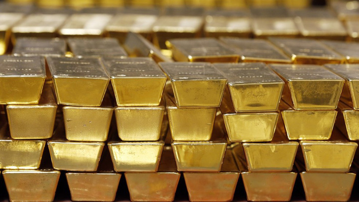 Người gác sân bay Hàn Quốc có thể sở hữu 7 thỏi vàng khủng lượm được - Ảnh 1.