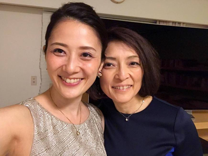 Nữ doanh nhân nổi tiếng Nhật Bản công khai quan hệ đồng giới - Ảnh 1.