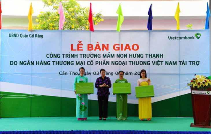 Bàn giao trường mầm non ở Cần Thơ do Vietcombank tài trợ - Ảnh 3.