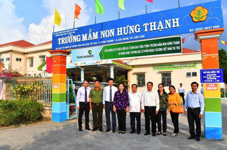 Bàn giao trường mầm non ở Cần Thơ do Vietcombank tài trợ - Ảnh 6.