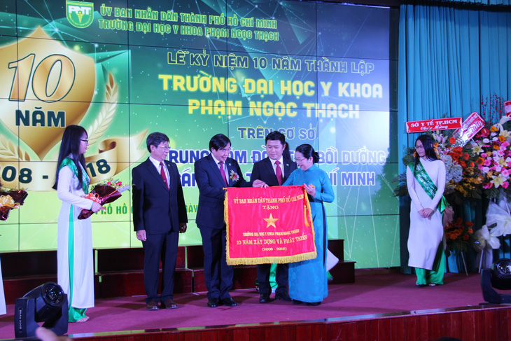Kỉ niệm 10 năm thành lập Đại học Y khoa Phạm Ngọc Thạch - Ảnh 1.