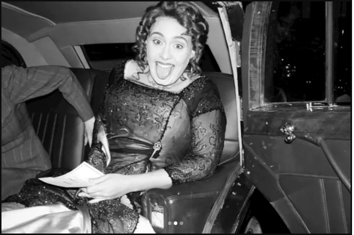 Adele mừng sinh nhật tuổi 30 theo phong cách Titanic - Ảnh 4.