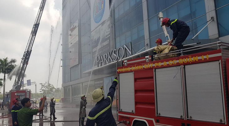 Diễn tập phòng cháy chữa cháy và cứu nạn cứu hộ tại  C.T Plaza Trường Sơn - Ảnh 2.