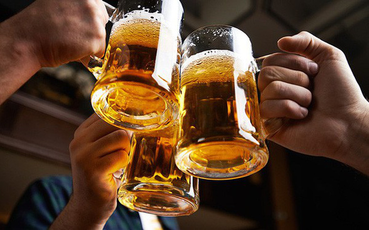 Báo động mức độ sử dụng rượu bia tại Việt Nam - Ảnh 1.