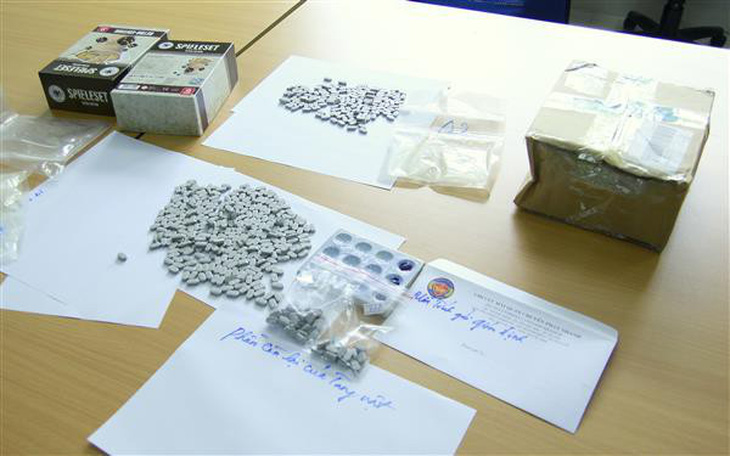 Thêm vụ ma túy từ Hà Lan được chuyển phát nhanh vào VN - Ảnh 1.