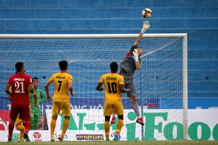 Tiền đạo U23 Đức Chinh khiến Hoàng Anh Gia Lai thua 3 trận liền - Ảnh 2.